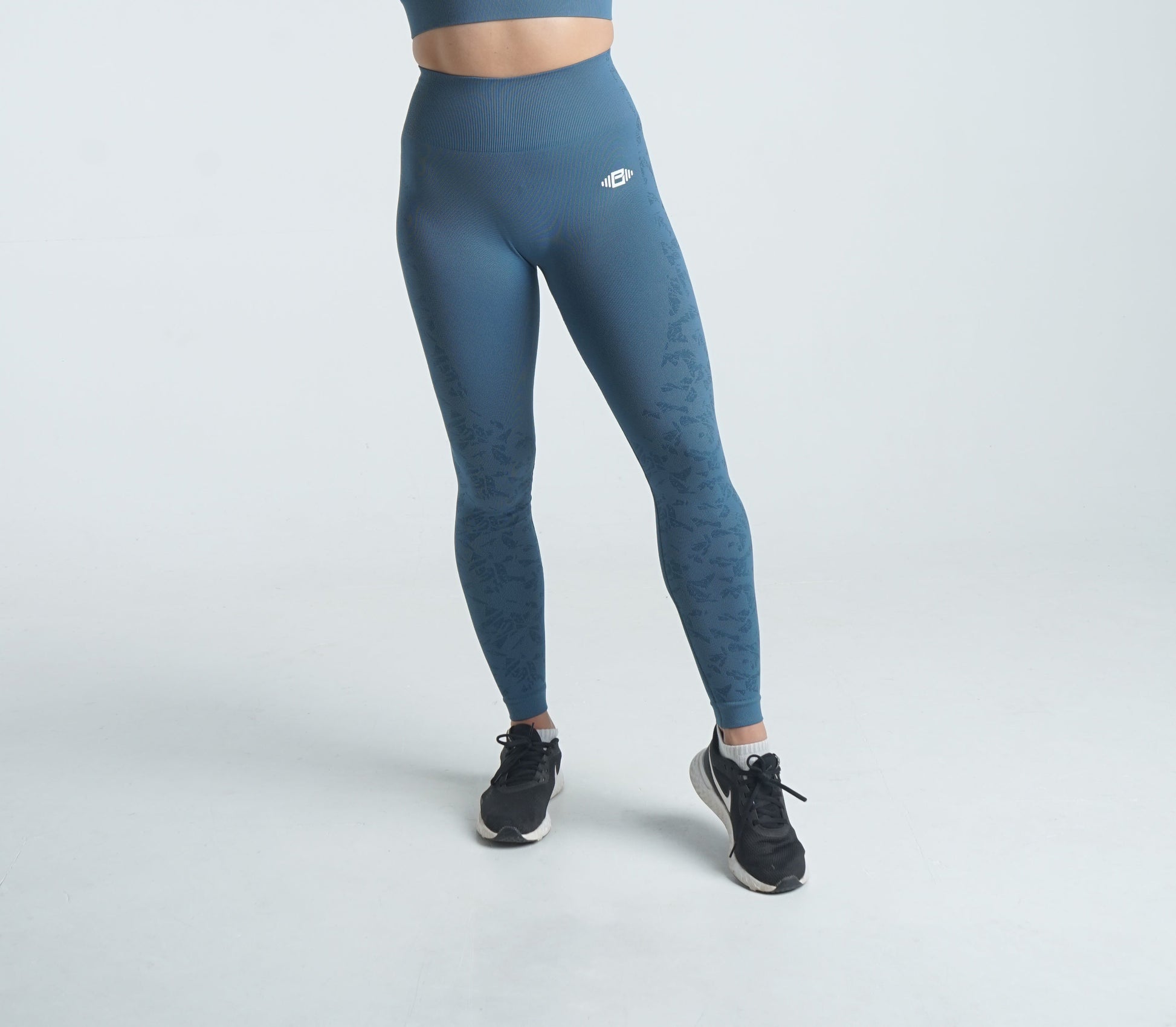 Grace Seamless Leggings - Blue  Best Price in 2024 at Buzz Physique
